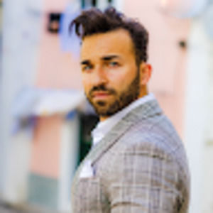 Meet your Posher, Lemuel